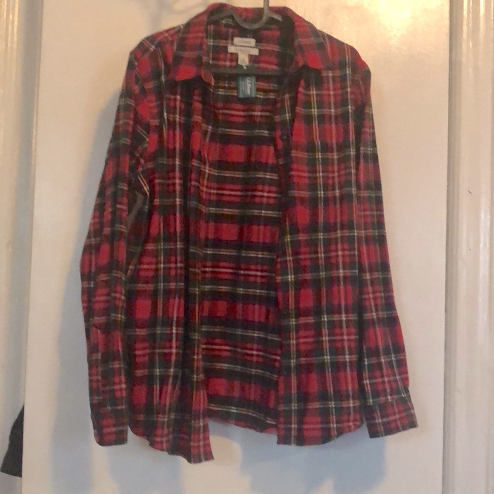M size Women’s flannel shirt. New with tags LL Bean
